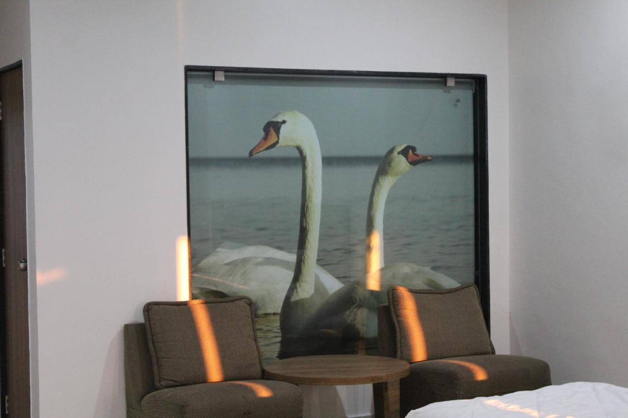 Flamingo Club And Resort Una 3 Km Away From Diu Check Post ภายนอก รูปภาพ