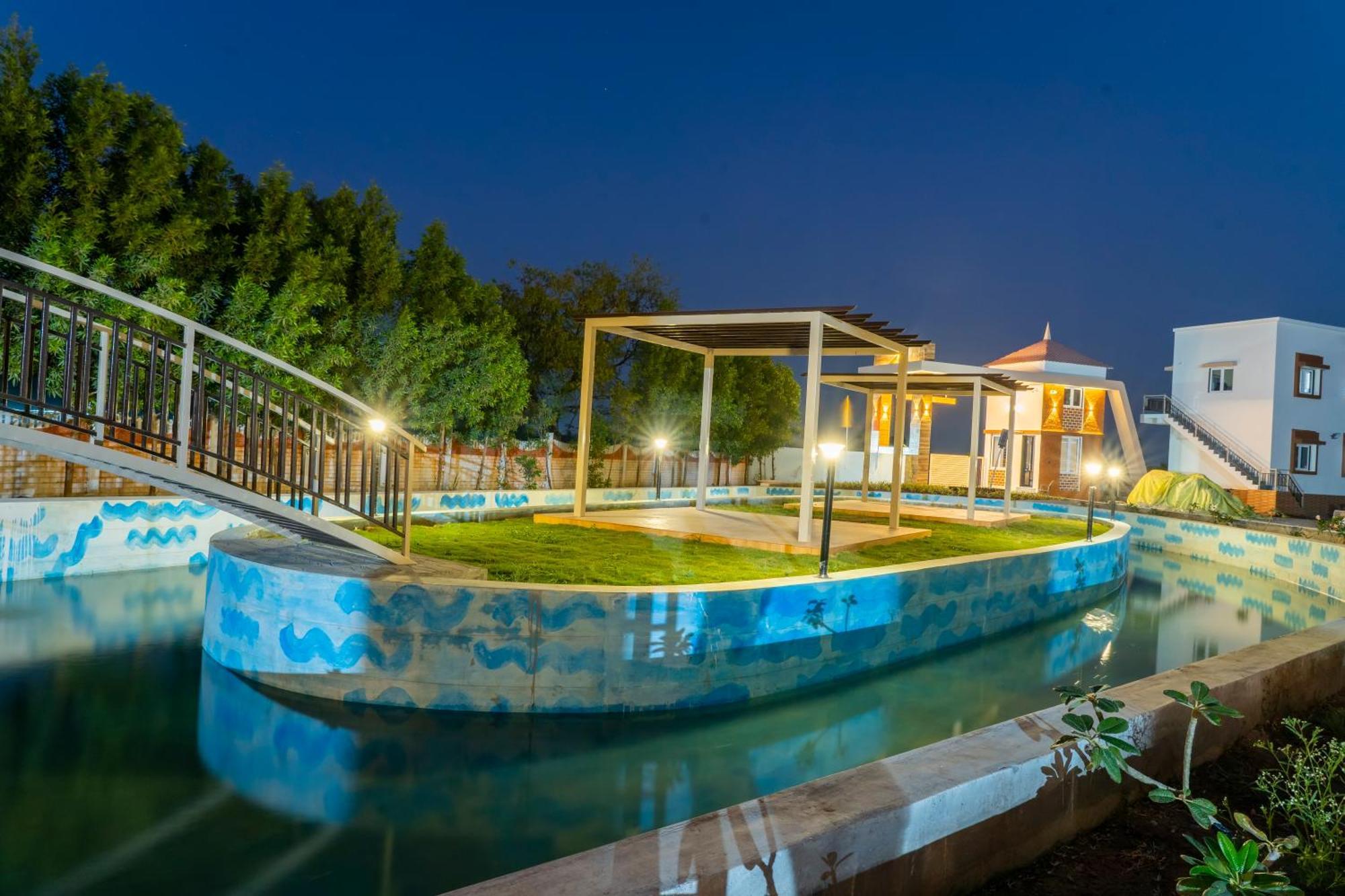 Flamingo Club And Resort Una 3 Km Away From Diu Check Post ภายนอก รูปภาพ