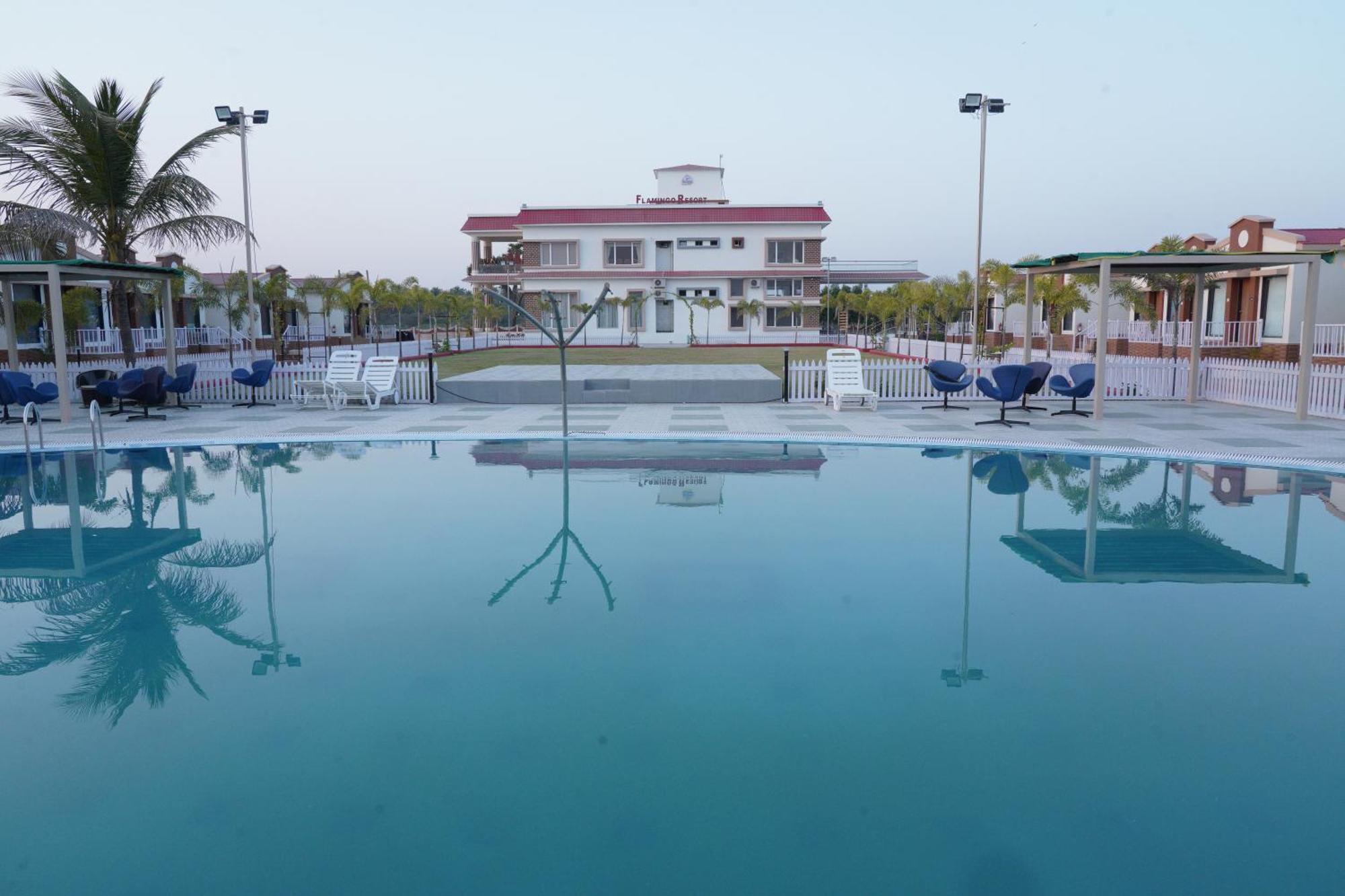 Flamingo Club And Resort Una 3 Km Away From Diu Check Post ภายนอก รูปภาพ